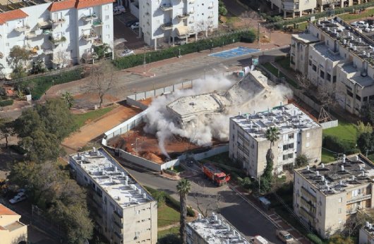 Kfar Saba Demolition by Tamar Explosives